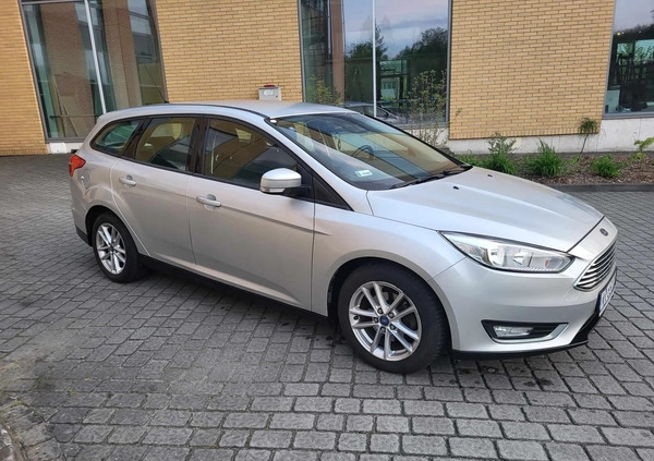 Ford Focus cena 28900 przebieg: 180102, rok produkcji 2016 z Kraków małe 211